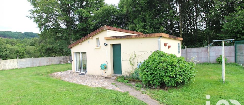 Maison de village 6 pièces de 127 m² à Saint-Moreil (23400)