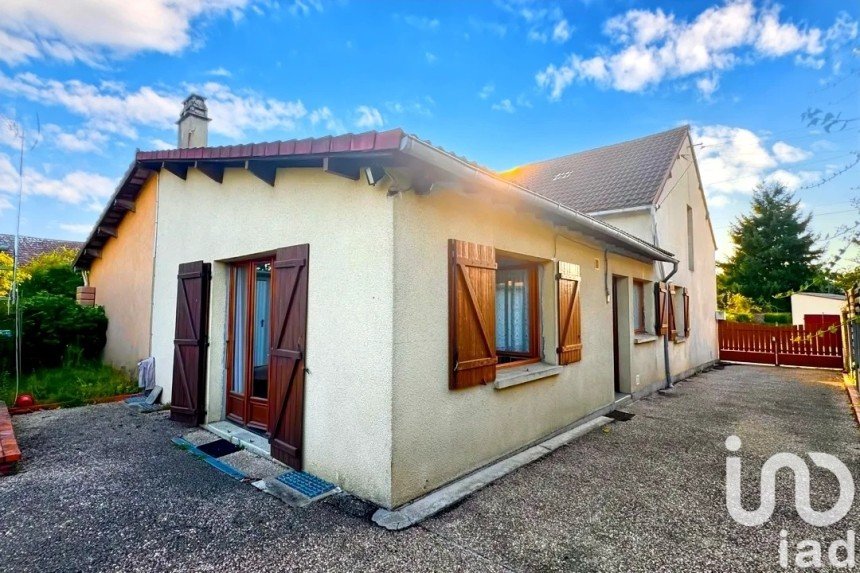 House 4 rooms of 85 m² in Aubigny-sur-Nère (18700)