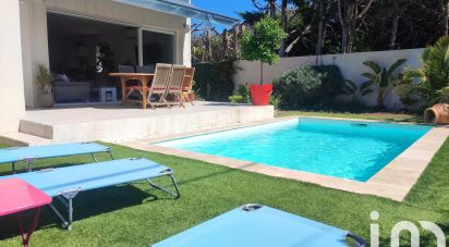 House 4 rooms of 77 m² in Six-Fours-les-Plages (83140)