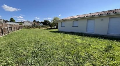 Maison 4 pièces de 85 m² à Sainte-Eulalie (33560)