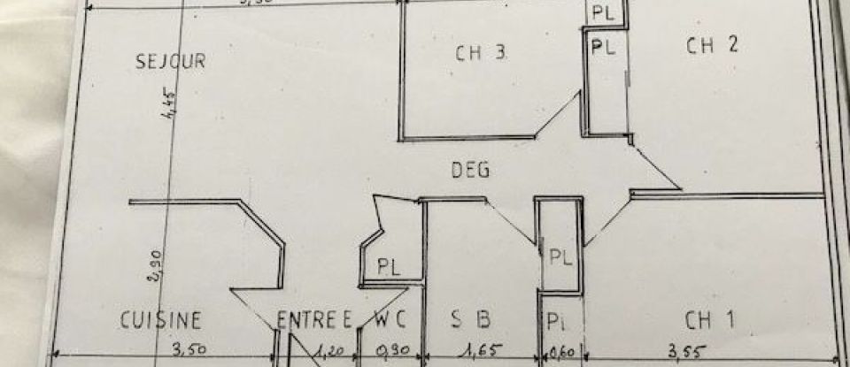 Maison 4 pièces de 85 m² à Sainte-Eulalie (33560)