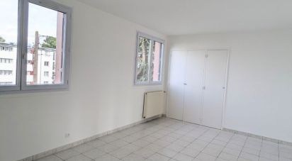 Apartment 2 rooms of 63 m² in Saint-Pierre-lès-Nemours (77140)