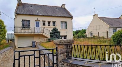 Traditional house 5 rooms of 108 m² in Ploëzal (22260)