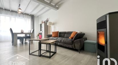 Maison 4 pièces de 93 m² à Bavinchove (59670)