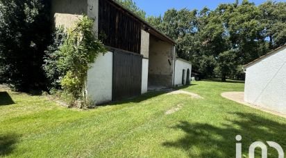 Country house 9 rooms of 236 m² in Queyrac (33340)