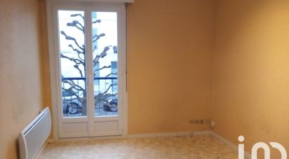 Apartment 1 room of 35 m² in Niort (79000)