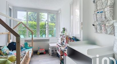 Apartment 4 rooms of 74 m² in Roissy-en-Brie (77680)