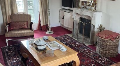 Apartment 3 rooms of 83 m² in Fontainebleau (77300)