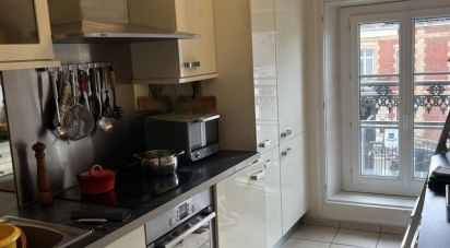 Apartment 3 rooms of 83 m² in Fontainebleau (77300)