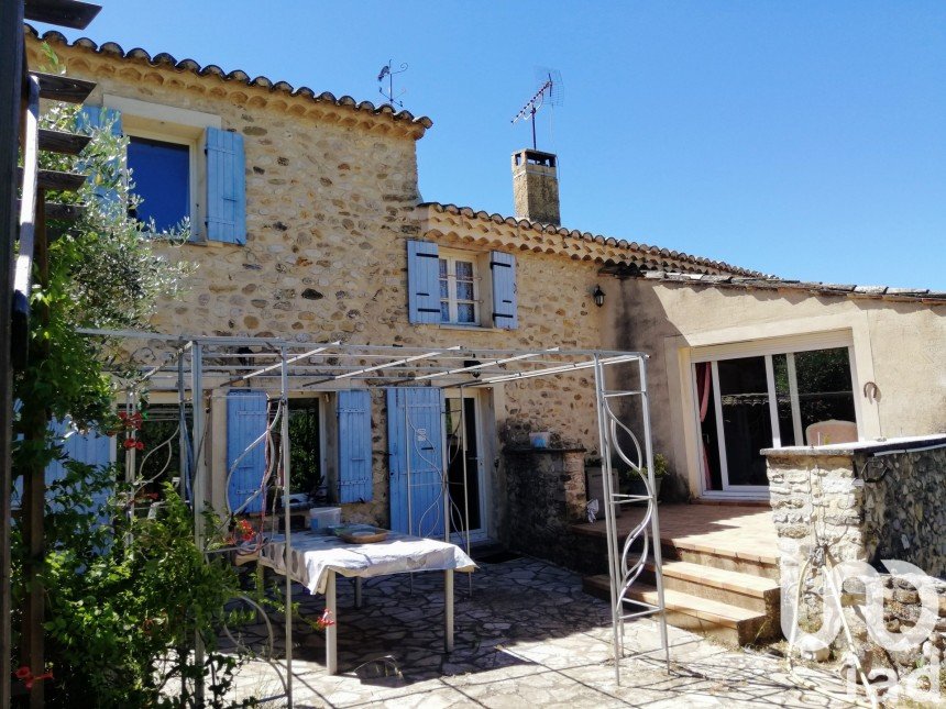 Maison de village 7 pièces de 155 m² à Vinsobres (26110)