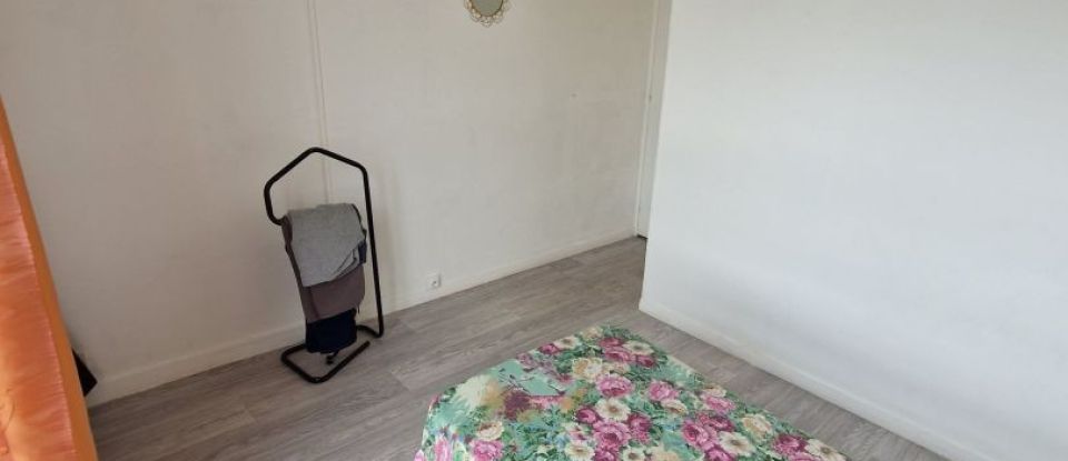 Appartement 4 pièces de 75 m² à Ris-Orangis (91130)