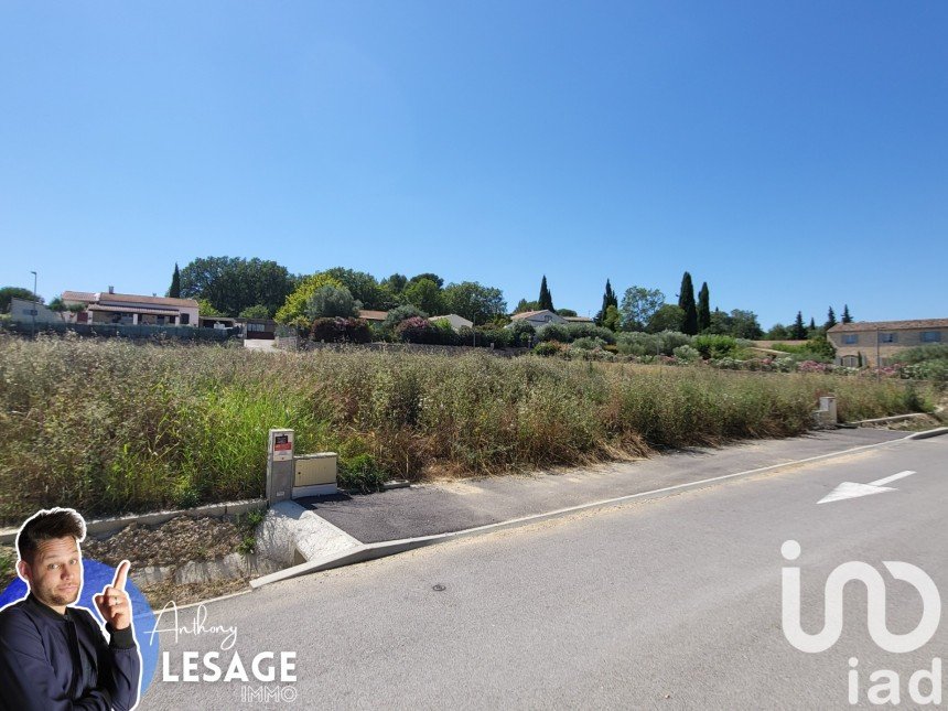 Land of 899 m² in Arpaillargues-et-Aureillac (30700)