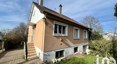 Traditional house 5 rooms of 77 m² in Boussy-Saint-Antoine (91800)