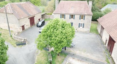 House 6 rooms of 155 m² in Saint-Yrieix-la-Perche (87500)