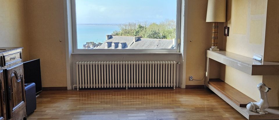 House 6 rooms of 151 m² in Cancale (35260)