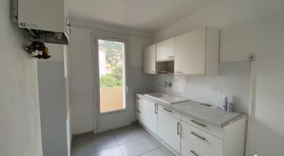 Appartement 4 pièces de 61 m² à Toulon (83000)