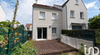 House 4 rooms of 97 m² in Verneuil-sur-Seine (78480)