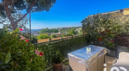 Appartement 4 pièces de 90 m² à Grasse (06130)