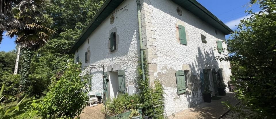 Country house 6 rooms of 166 m² in Saint-Barthélemy (40390)