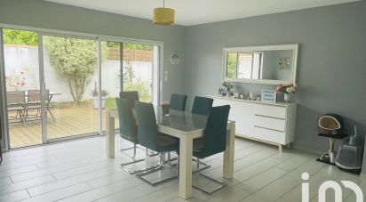 Maison 6 pièces de 126 m² à Dompierre-sur-Mer (17139)