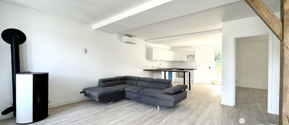 Maison 6 pièces de 151 m² à Saint-Mars-Vieux-Maisons (77320)