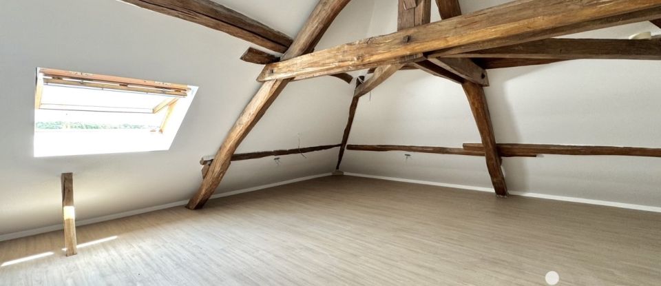 Maison 6 pièces de 151 m² à Saint-Mars-Vieux-Maisons (77320)