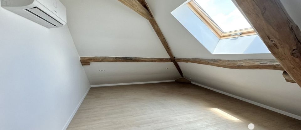 Maison 7 pièces de 180 m² à Saint-Mars-Vieux-Maisons (77320)