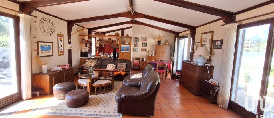 House 3 rooms of 104 m² in Le Bois-Plage-en-Ré (17580)