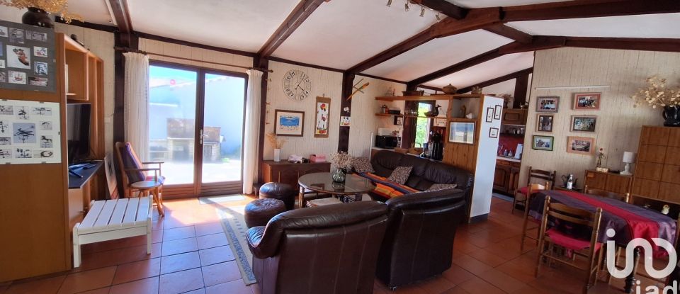 House 3 rooms of 104 m² in Le Bois-Plage-en-Ré (17580)