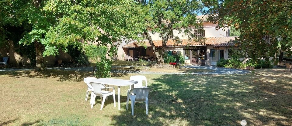 Traditional house 16 rooms of 608 m² in Saint-Pons-de-Thomières (34220)