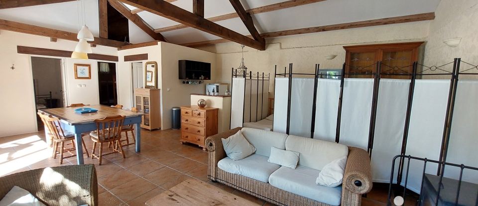 Traditional house 16 rooms of 608 m² in Saint-Pons-de-Thomières (34220)