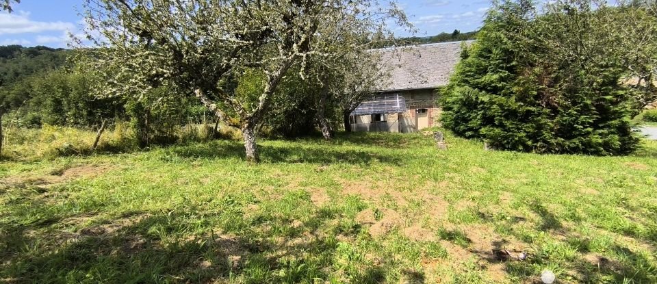 Maison 5 pièces de 80 m² à Crocq (23260)