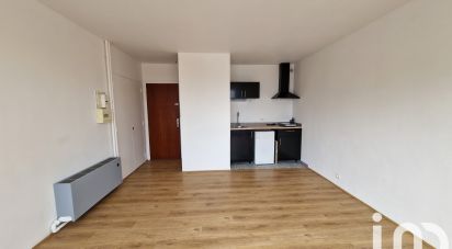 Studio 1 room of 27 m² in Pau (64000)