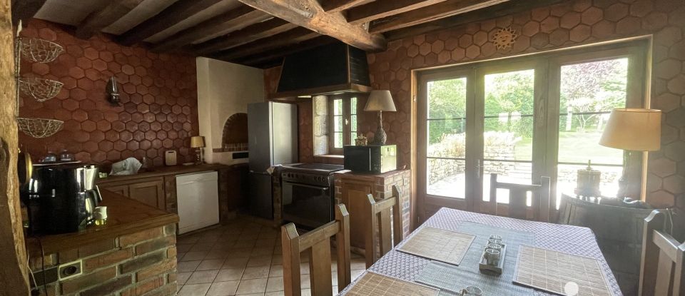 Country house 8 rooms of 220 m² in Châteauneuf-Val-de-Bargis (58350)