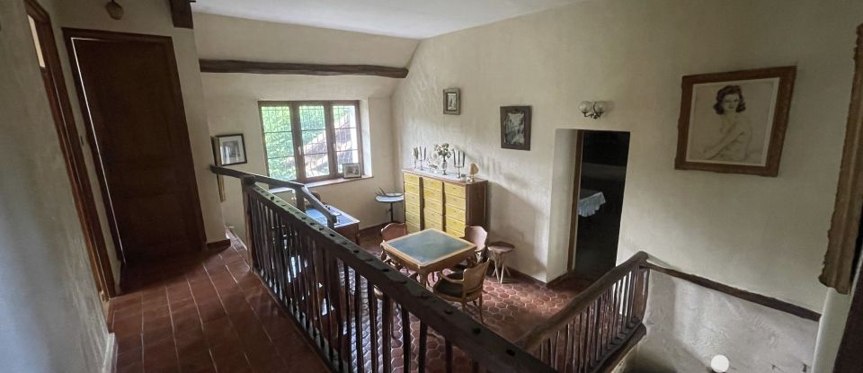 Country house 8 rooms of 220 m² in Châteauneuf-Val-de-Bargis (58350)