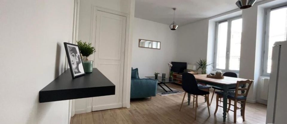 Apartment 3 rooms of 52 m² in Clermont-Ferrand (63000)