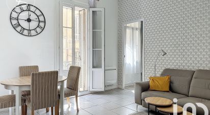 Appartement 4 pièces de 81 m² à Toulon (83000)