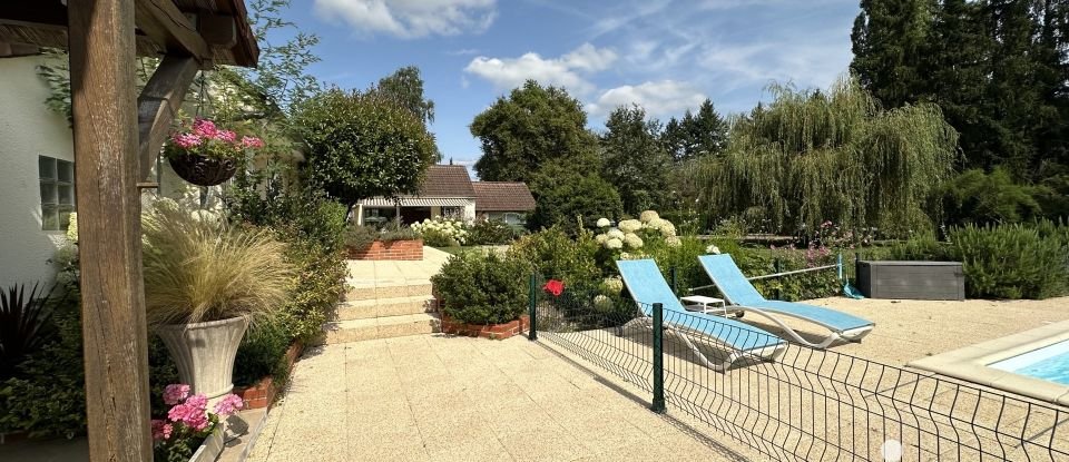 House 6 rooms of 187 m² in Mont-près-Chambord (41250)