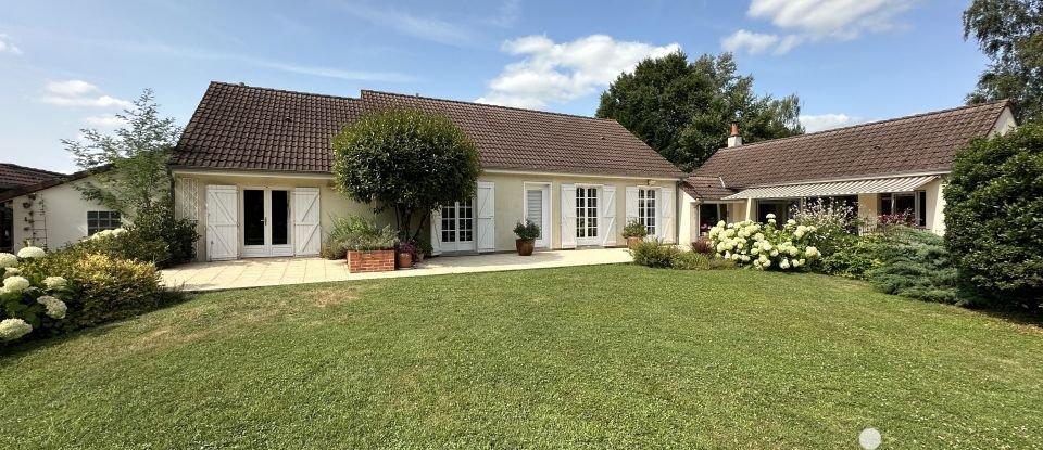 House 6 rooms of 187 m² in Mont-près-Chambord (41250)