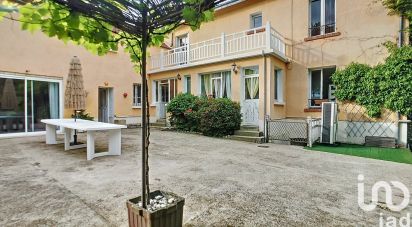 Maison traditionnelle 12 pièces de 240 m² à Ousson-sur-Loire (45250)