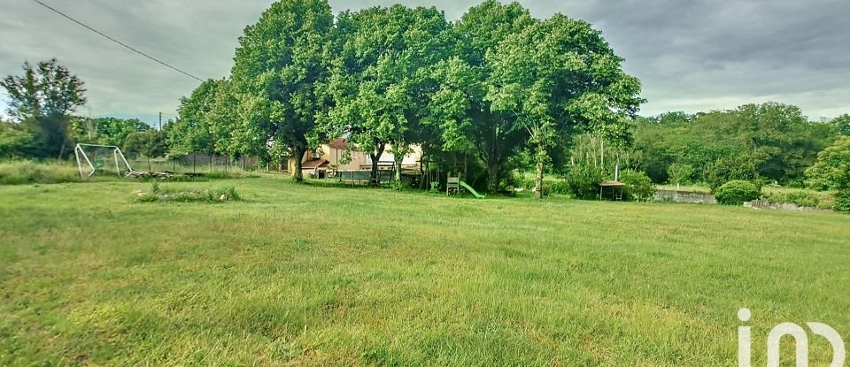 Traditional house 12 rooms of 240 m² in Ousson-sur-Loire (45250)