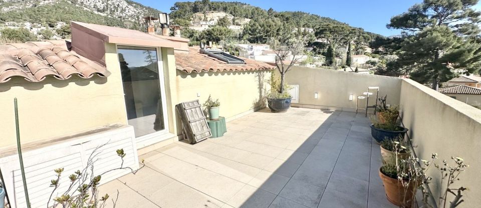 Appartement 3 pièces de 90 m² à Toulon (83100)