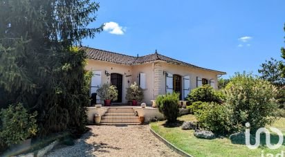 Traditional house 4 rooms of 148 m² in Saint-Seurin-sur-l'Isle (33660)