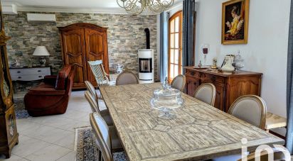 Traditional house 4 rooms of 148 m² in Saint-Seurin-sur-l'Isle (33660)