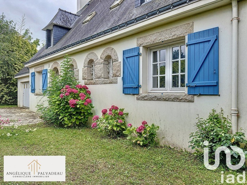 Traditional house 7 rooms of 146 m² in Clohars-Carnoët (29360)