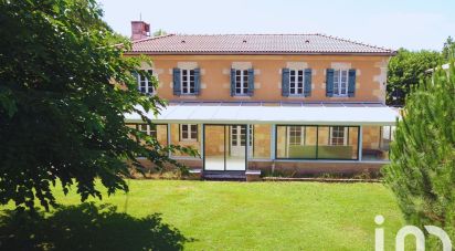 House 7 rooms of 196 m² in Hostens (33125)