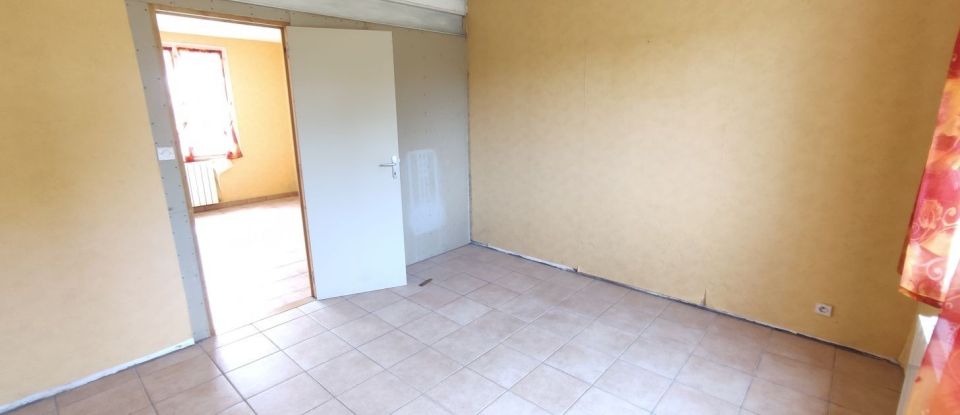 Maison 4 pièces de 81 m² à Queaux (86150)