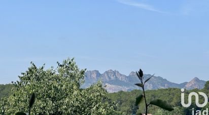 Appartement 2 pièces de 31 m² à Roquebrune-sur-Argens (83520)