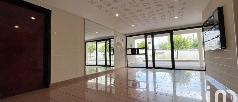 Appartement 4 pièces de 90 m² à Reims (51100)