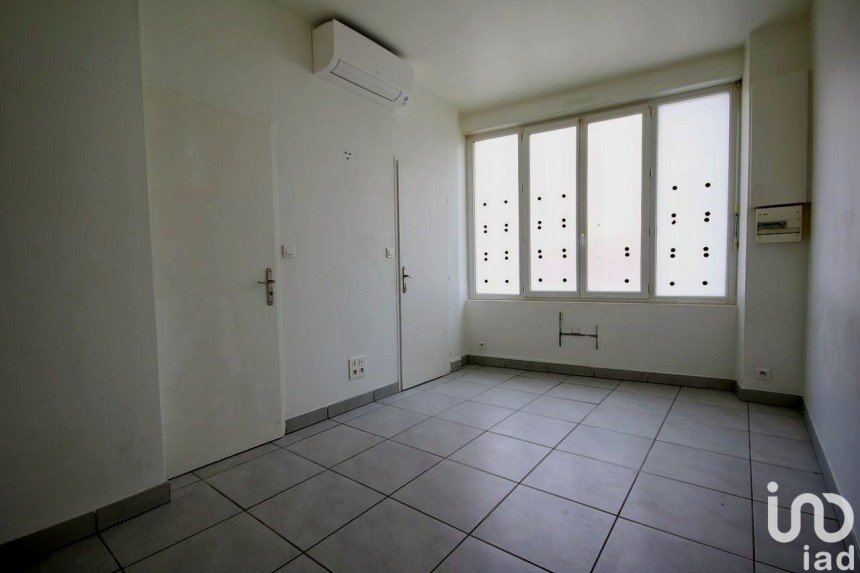 Apartment 1 room of 16 m² in Bizanos (64320)